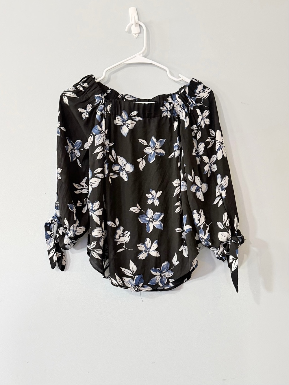 Premise Black Off-Shoulder Floral Top with Blue & White Flowers